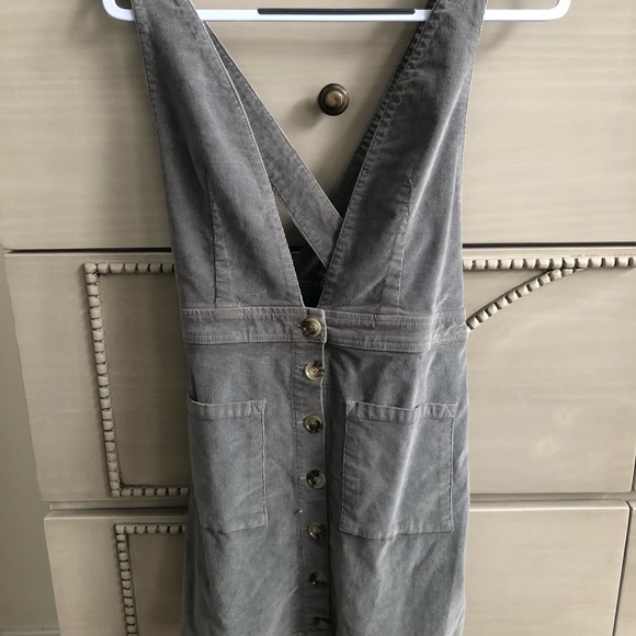 Show me your Mumu corduroy Conelly overall dress. - Picture 2 of 4